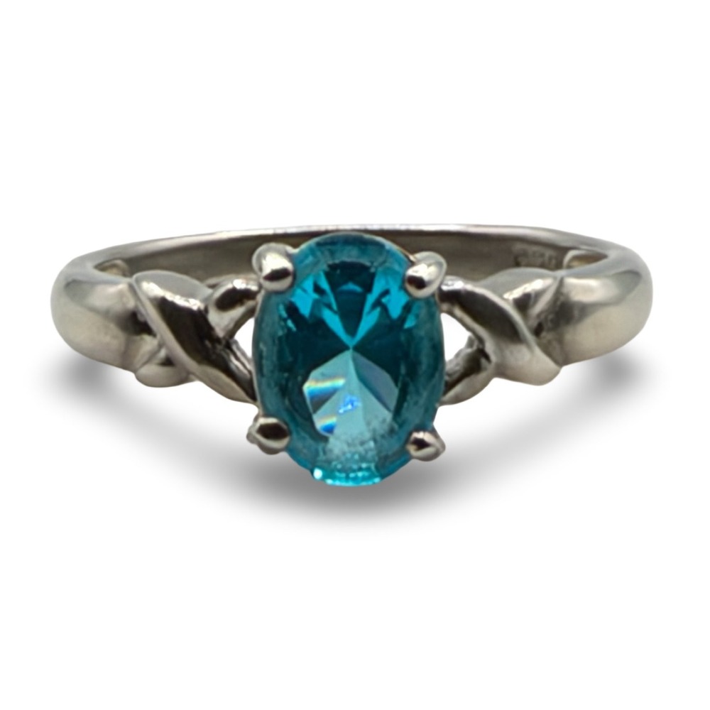 Sterling Silver 925 Blue Glass Oval Solitaire Ring Size 7.5 Crossover Shoulders